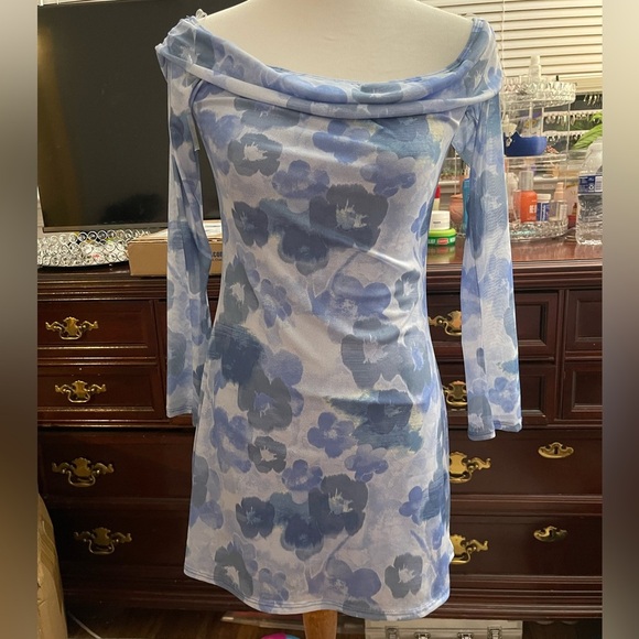 Floral Mini Dress - Picture 3 of 10